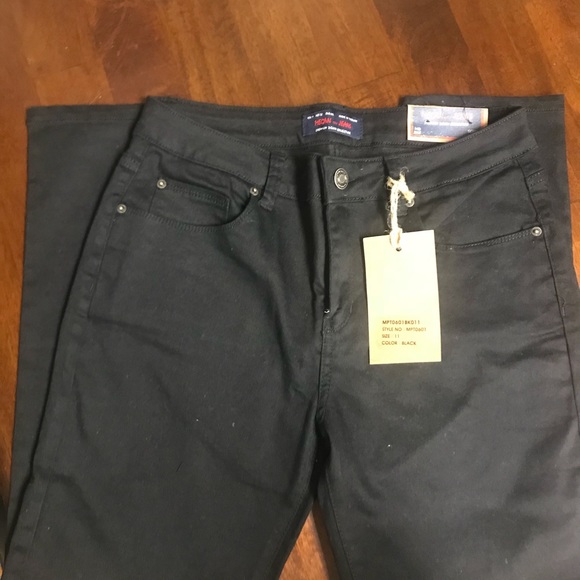 Megan jeans 👖 - Picture 4 of 6